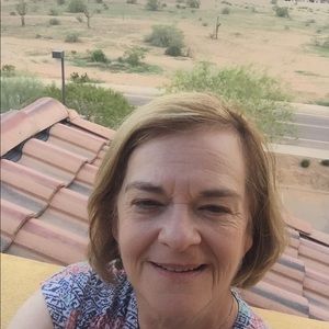 Meet your Posher, Jeanne